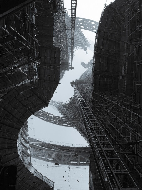 Уникальная башня Leeza Soho